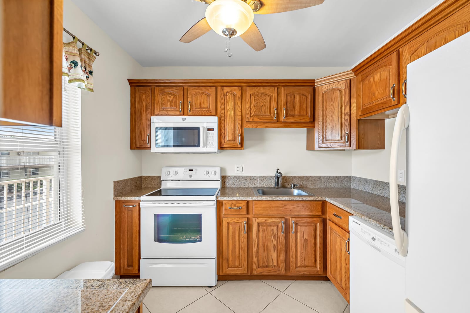 601 NW 76th Terrace 206 — photo 5