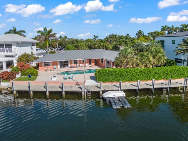 2830 NE 29th Street, sold in Lighthouse Point 2nd Sec, Lighthouse Point, FL