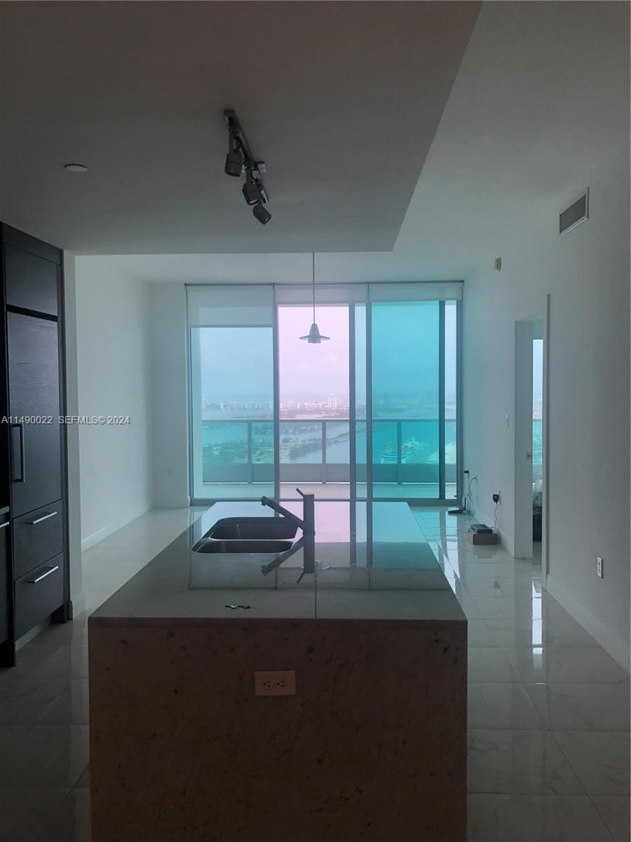 900 Biscayne Boulevard 4904, Miami, FL 33132 photo 14