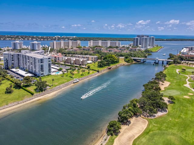 336 Golfview Road 1011, sold in Gemini Condo, North Palm Beach, FL
