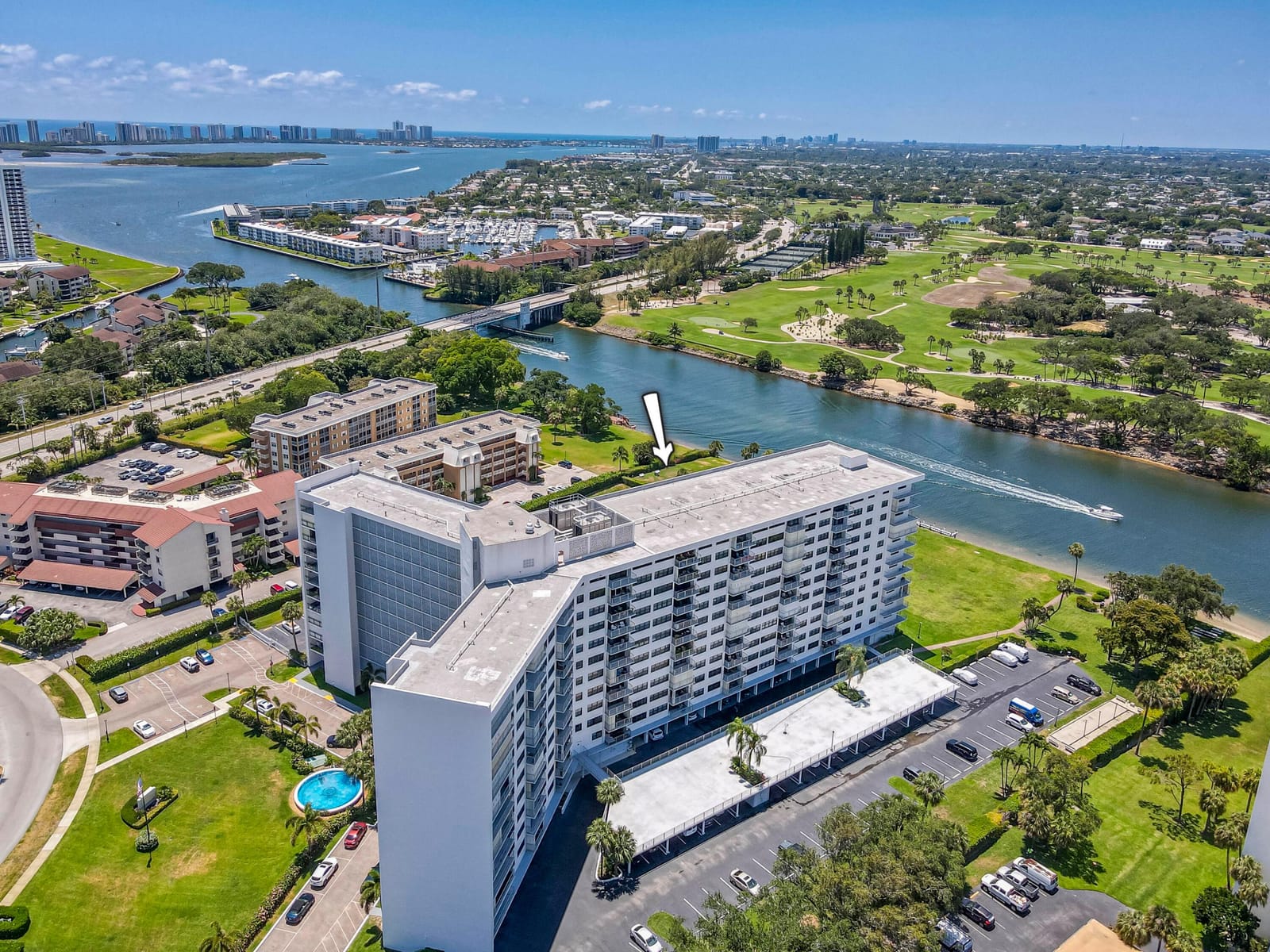 336 Golfview Road 1011, North Palm Beach, FL 33408 photo 2