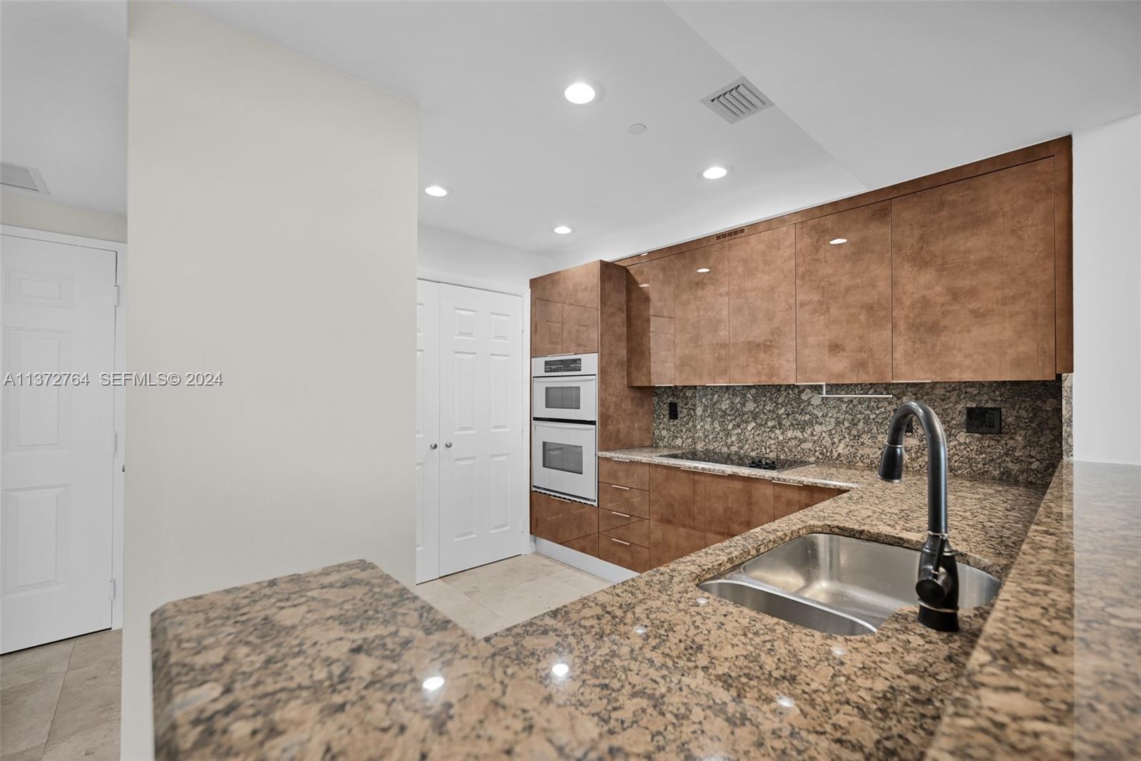 1819 SE 17th Street 1401, Fort Lauderdale, FL 33316 photo 20