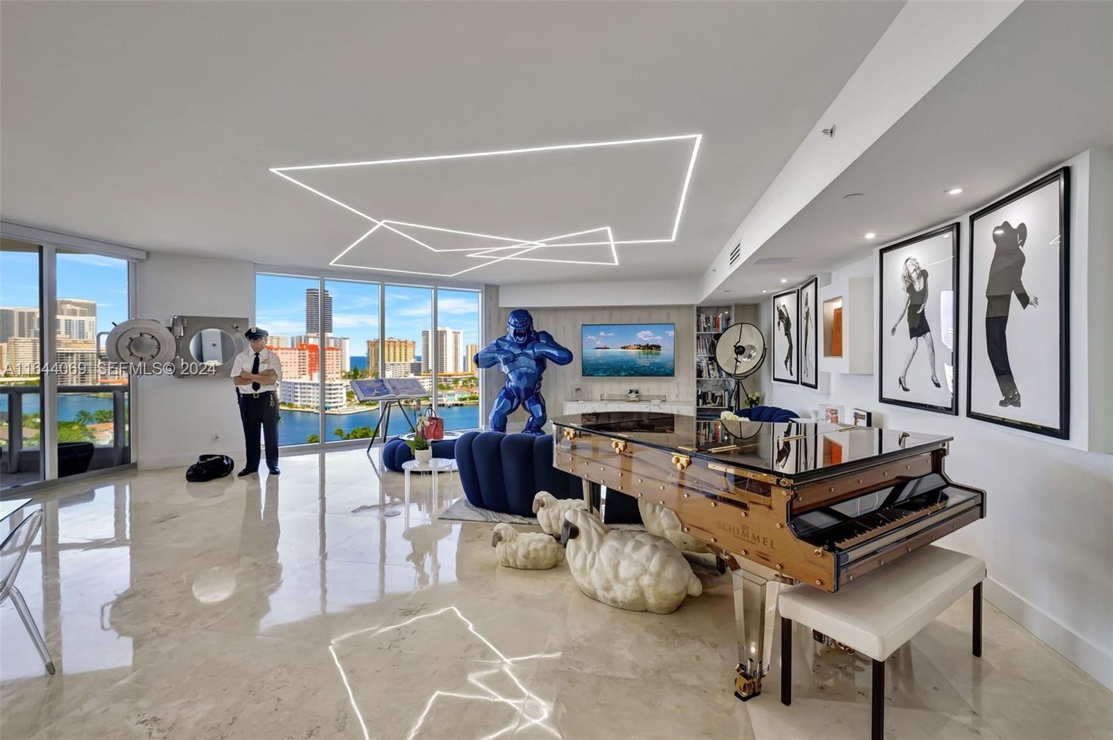 21200 Point Place 1204, Aventura, FL 33180, Aventura