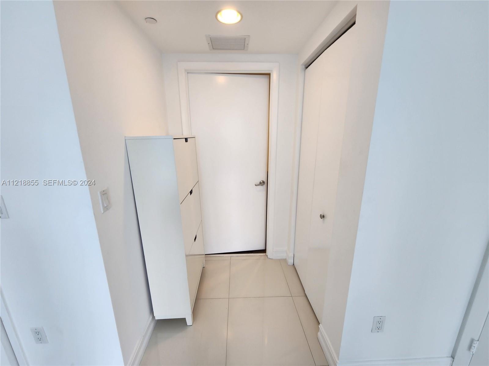 485 Brickell Avenue 2504, Miami, FL 33131 photo 18