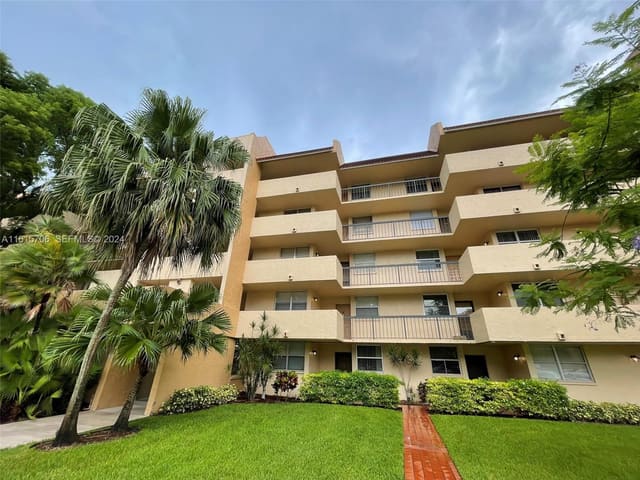 3801 Environ Boulevard 117, Lauderhill, FL 33319