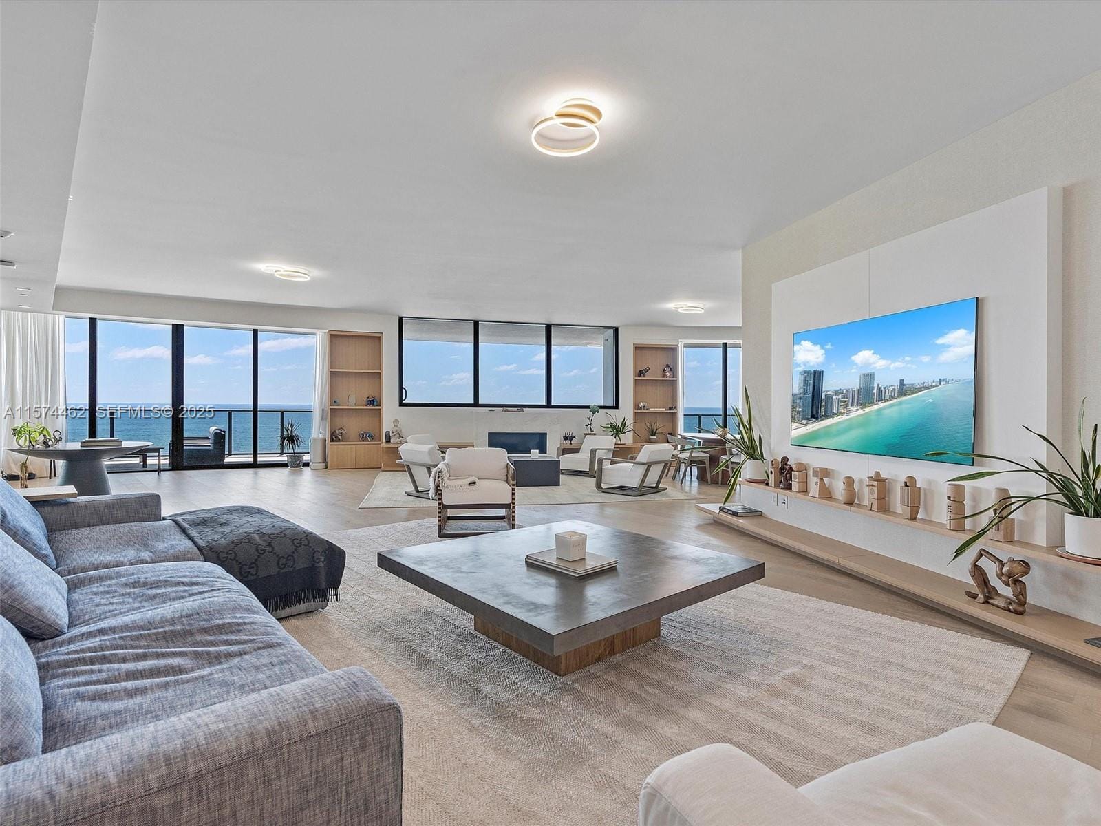 18555 Collins Avenue 801, Sunny Isles Beach, FL 33160 photo 4