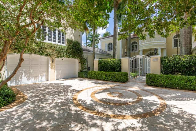 2698 Sheltingham Drive, sold in Palm Beach Polo And, Wellington, FL