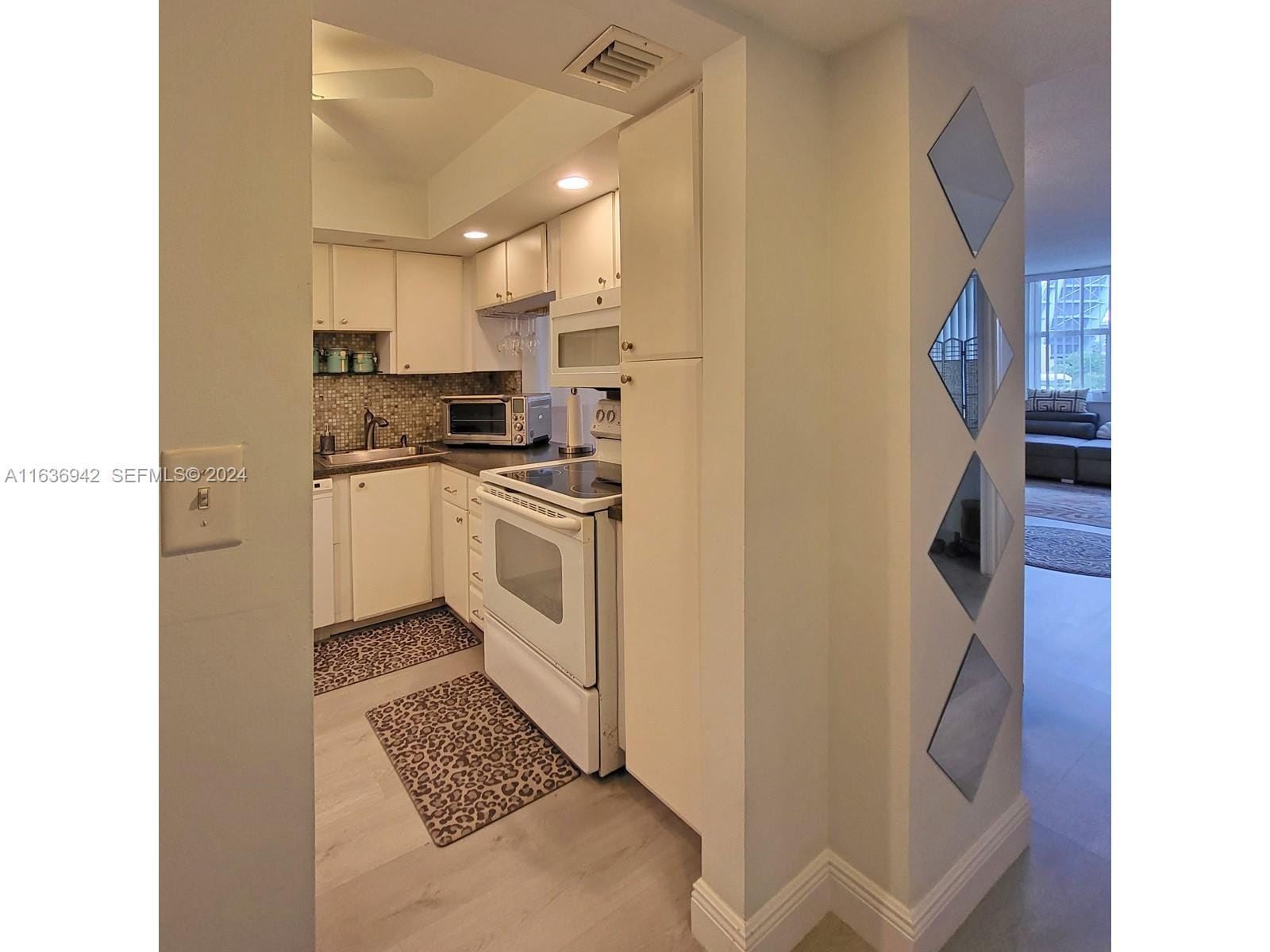 1825 S Ocean Drive 206 — photo 9