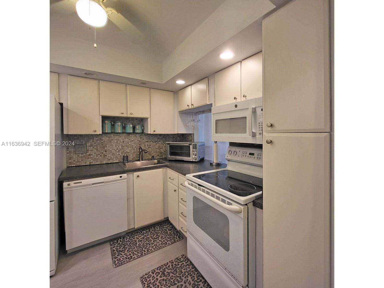 1825 S Ocean Drive 206 — photo 10