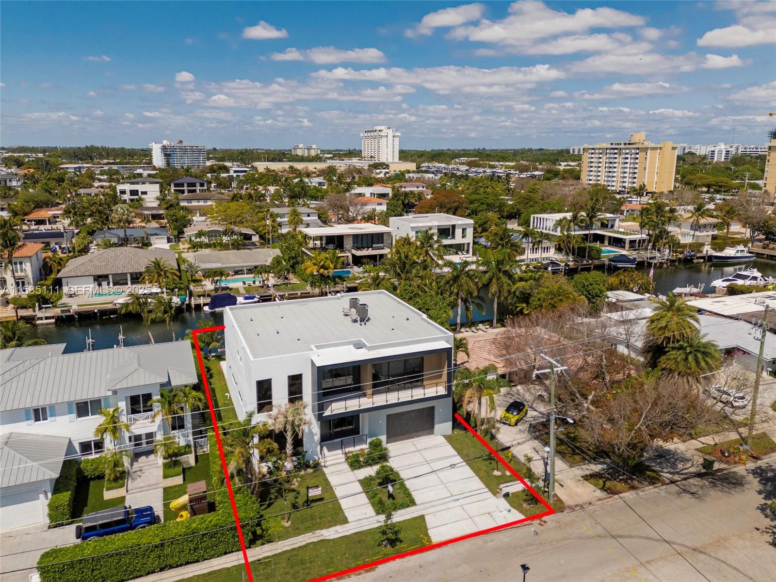 13080 N Bayshore Drive, North Miami, FL 33181 photo 2