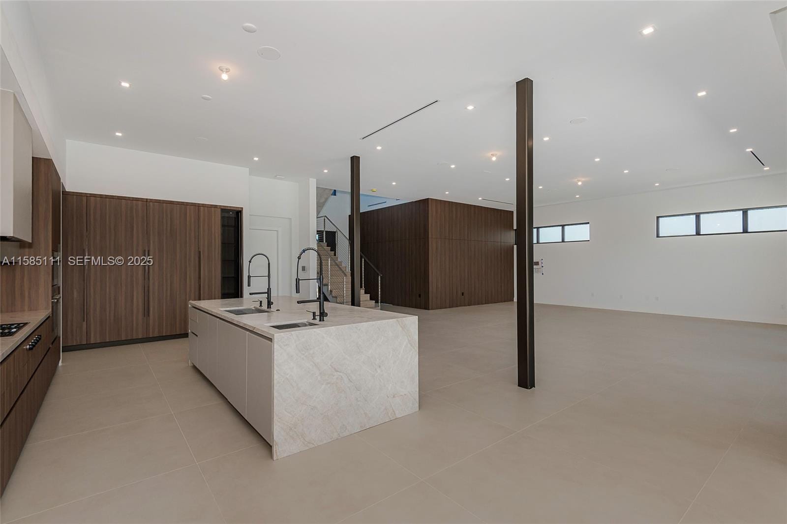 13080 N Bayshore Drive, North Miami, FL 33181 photo 6