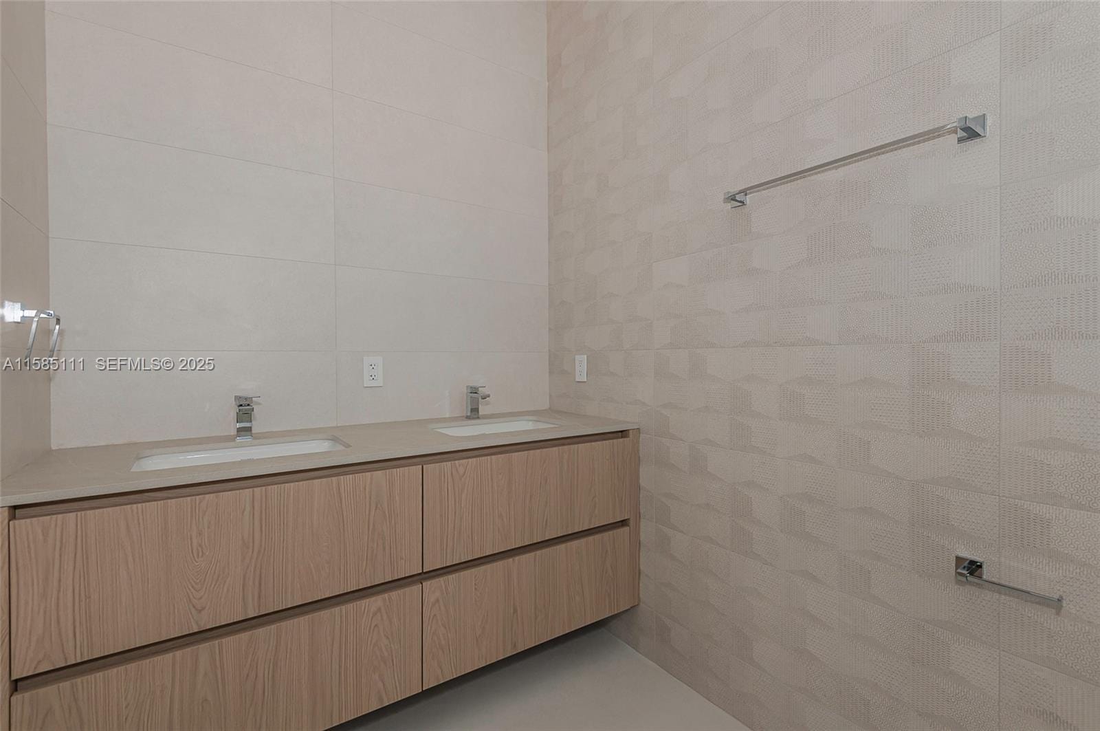 13080 N Bayshore Drive, North Miami, FL 33181 photo 10