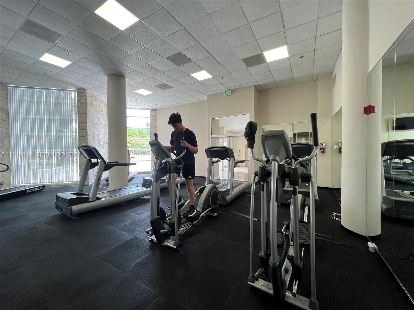 5161 Collins Avenue 309, Miami Beach, FL 33140 photo 23