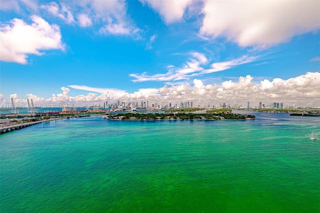 650 West Avenue 2605, Miami Beach, FL 33139