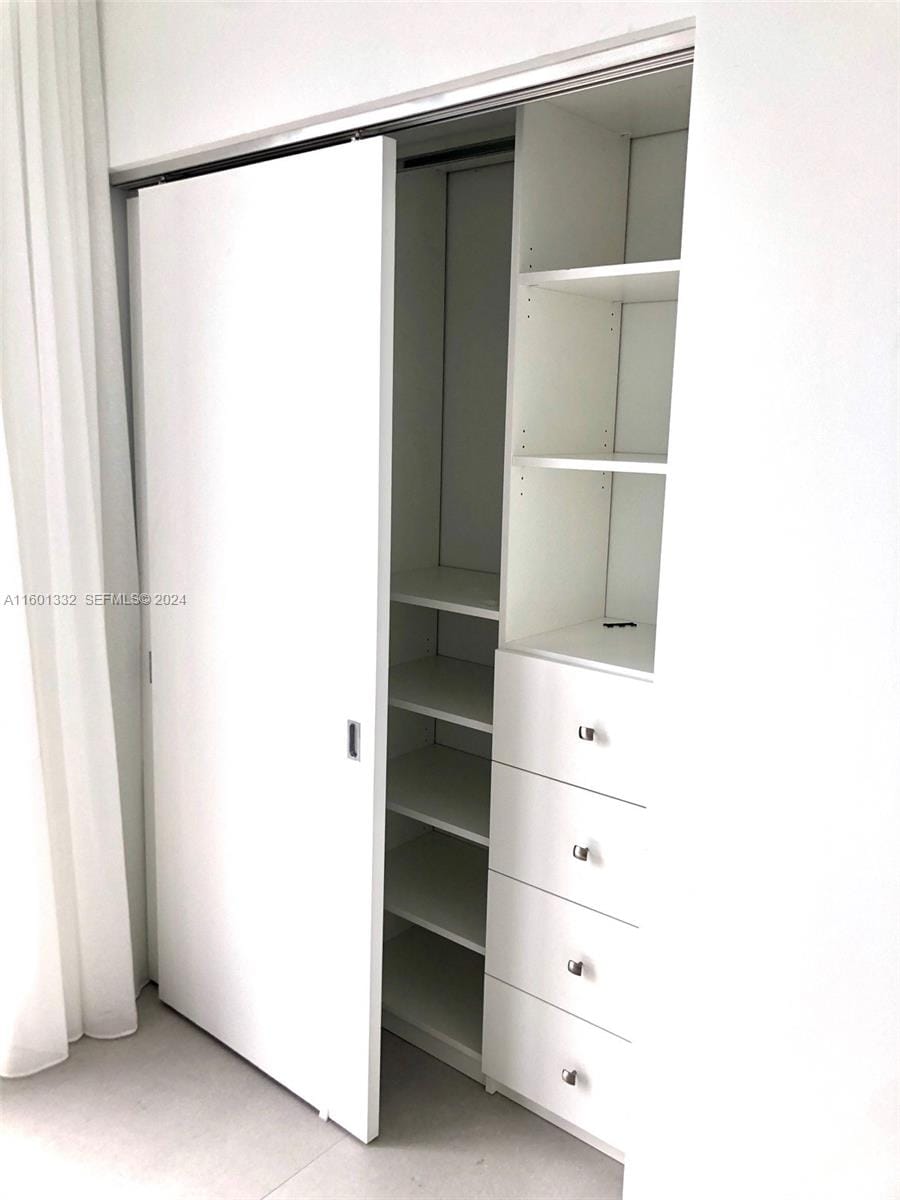 16385 Biscayne Boulevard 2421, North Miami Beach, FL 33160 photo 18
