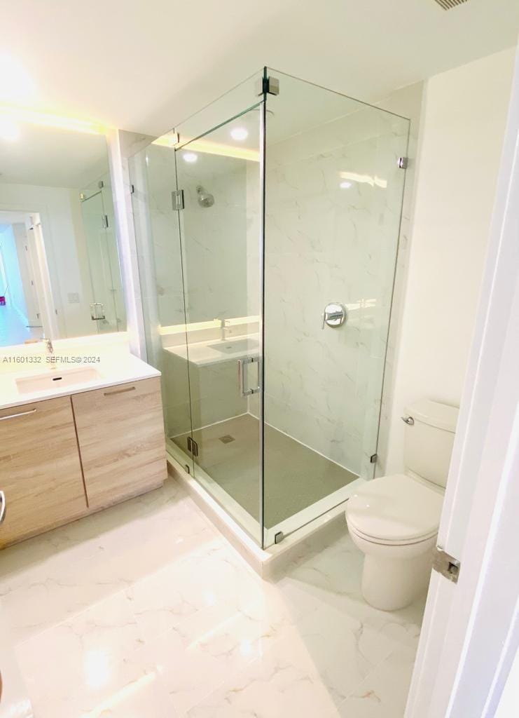 16385 Biscayne Boulevard 2421, North Miami Beach, FL 33160 photo 20