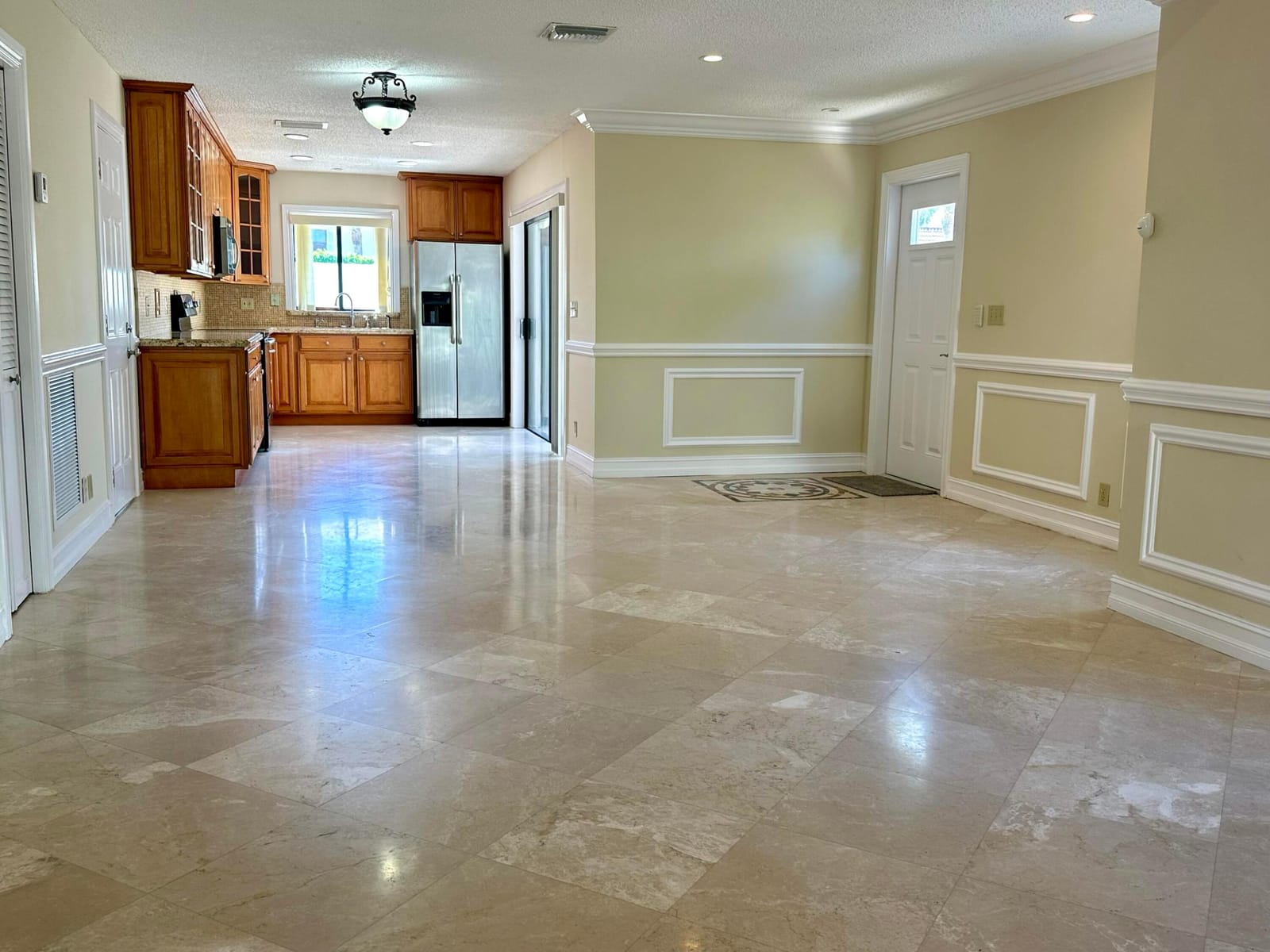 3021 Florida Boulevard — photo 8