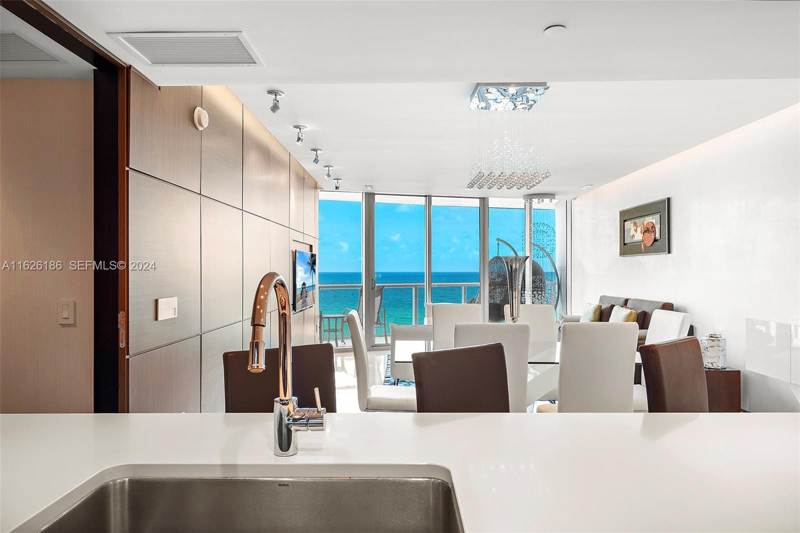 17001 Collins Avenue 804, Sunny Isles Beach, FL 33160 photo 8