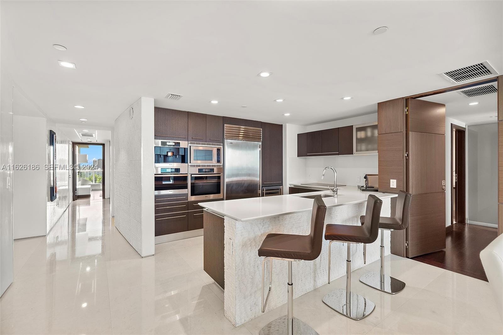 17001 Collins Avenue 804, Sunny Isles Beach, FL 33160 photo 9