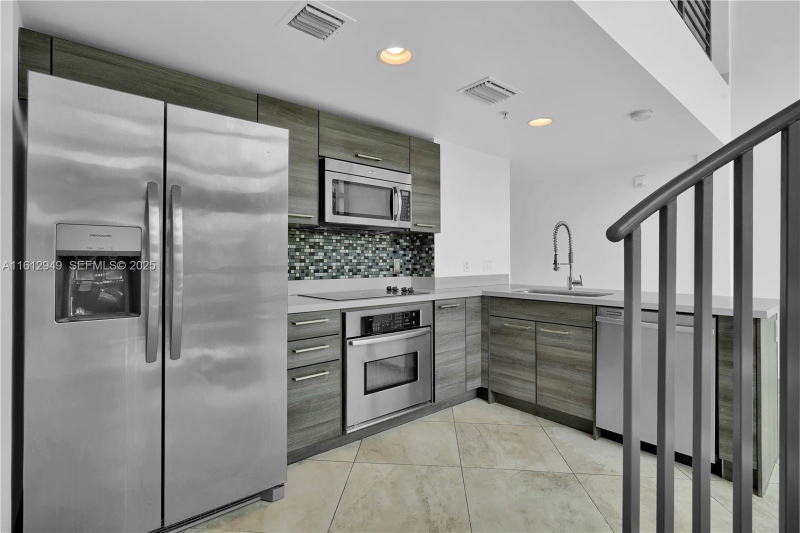 421 Meridian Avenue 16, Miami Beach, FL 33139 photo 9