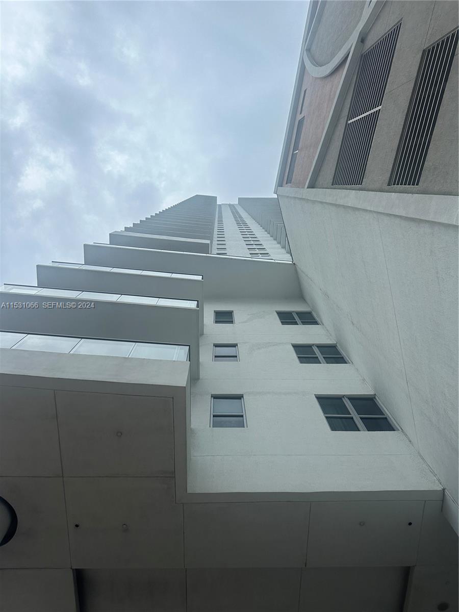 4010 S Ocean Drive R707 — photo 3