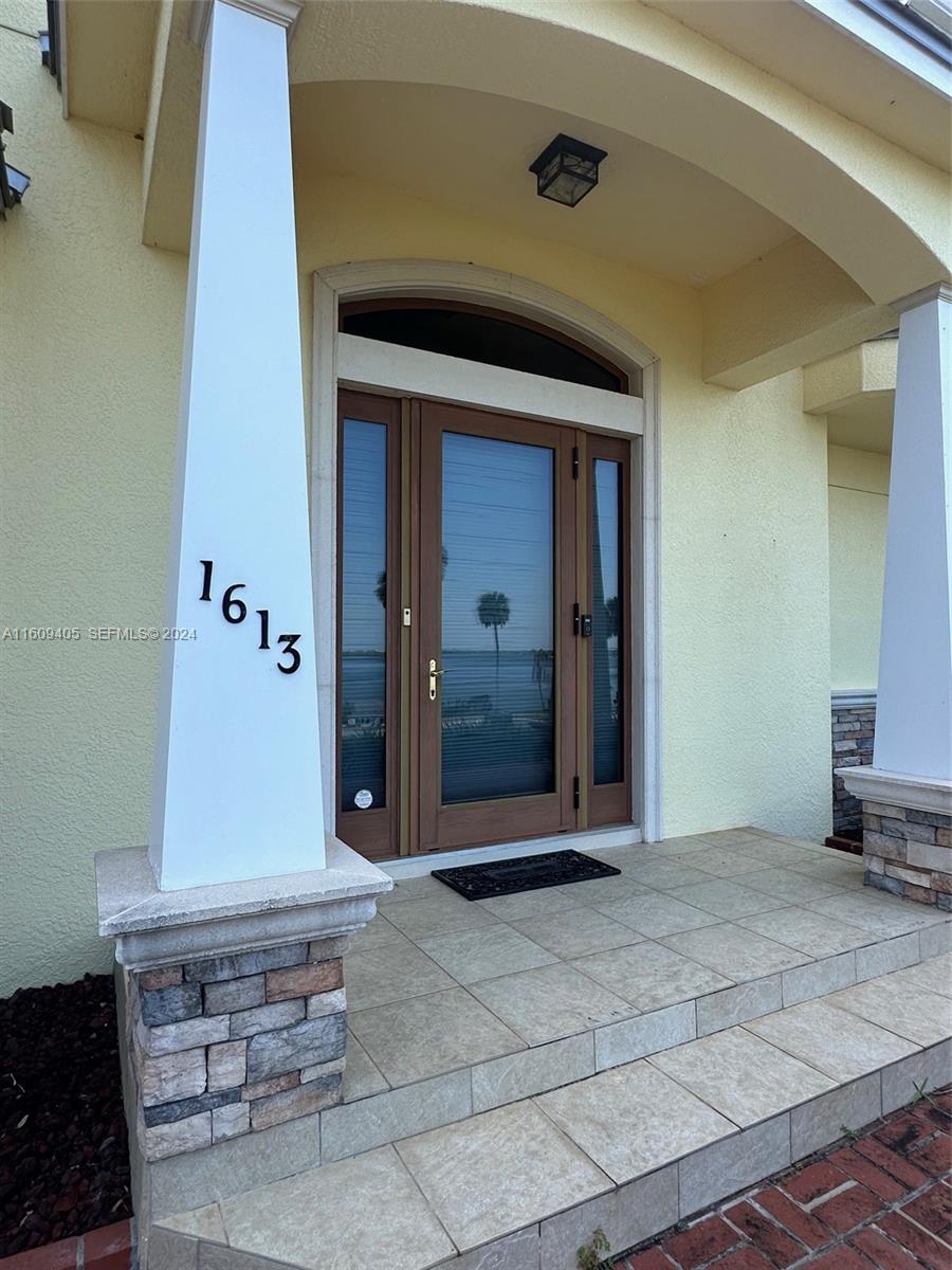 1613 N Indian River Drive — photo 11