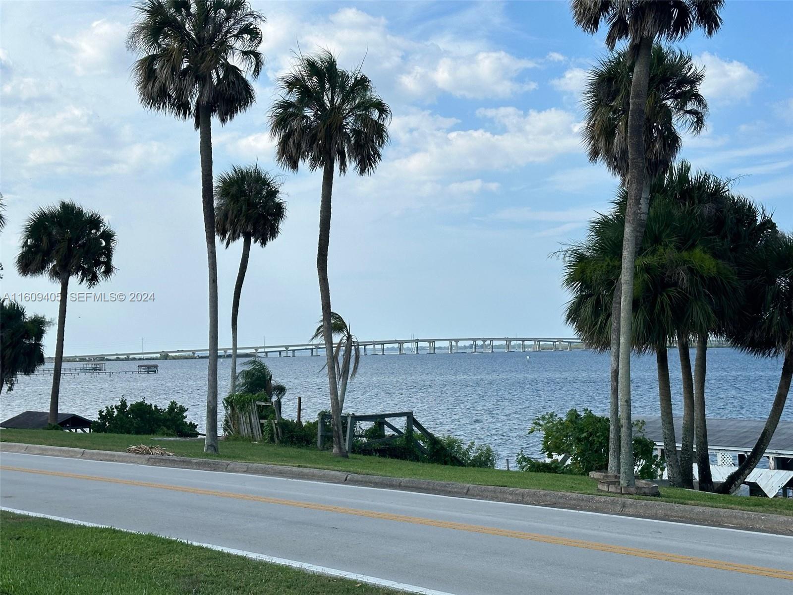 1613 N Indian River Drive, Cocoa, FL 32922 photo 14