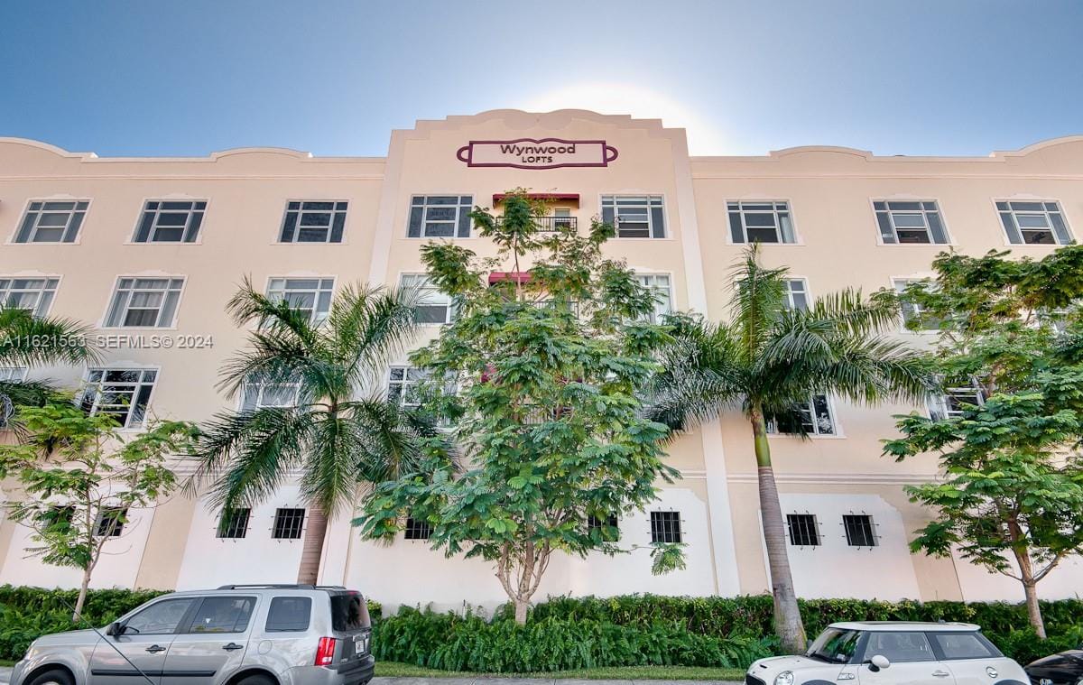 250 NW 23rd Street 202, Miami, FL 33127