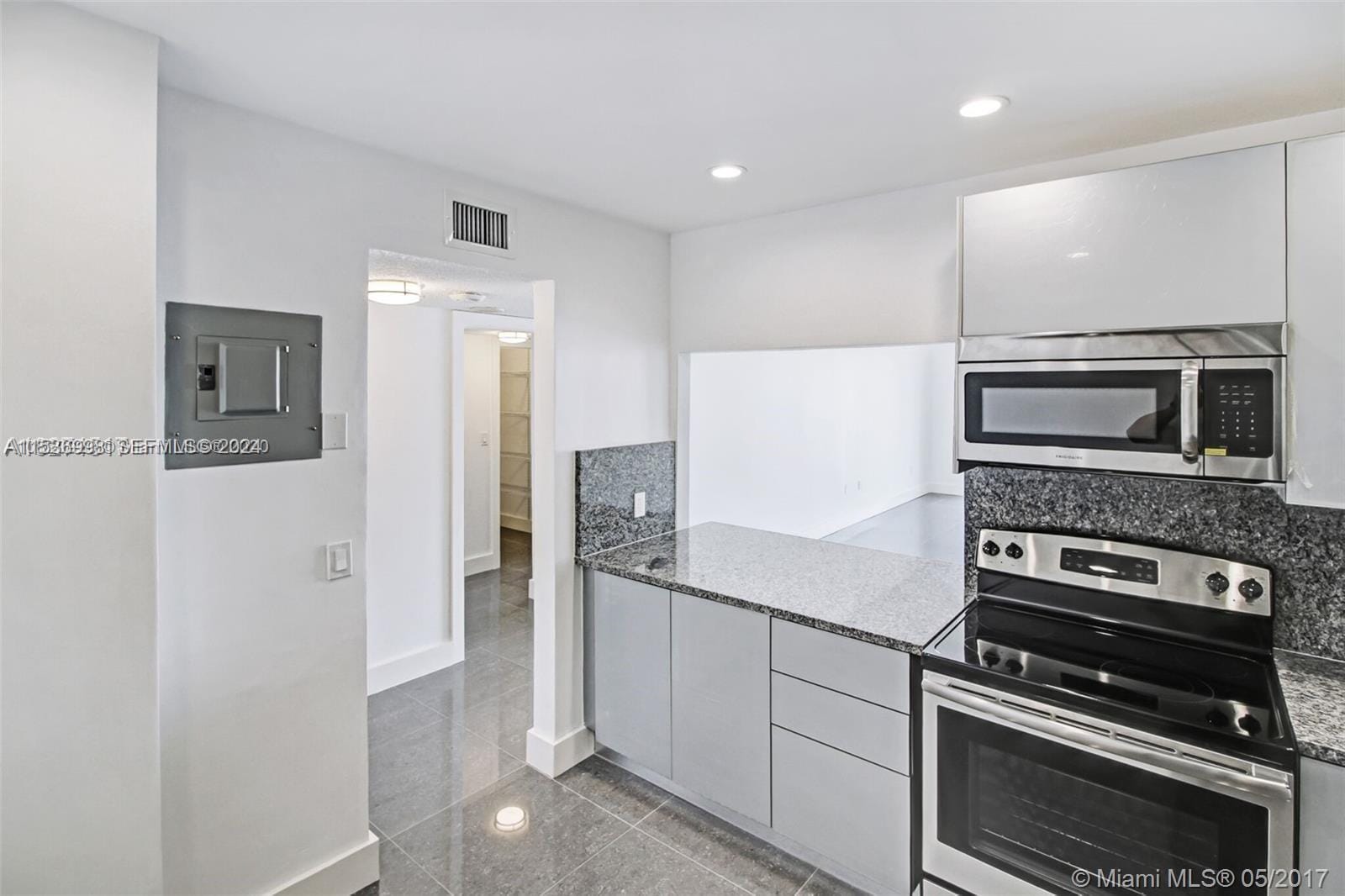 2801 NE 183rd Street 2208W — photo 5