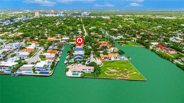 1220 NE 83 Street, sold in Bay Crest Sec 3, Miami, FL