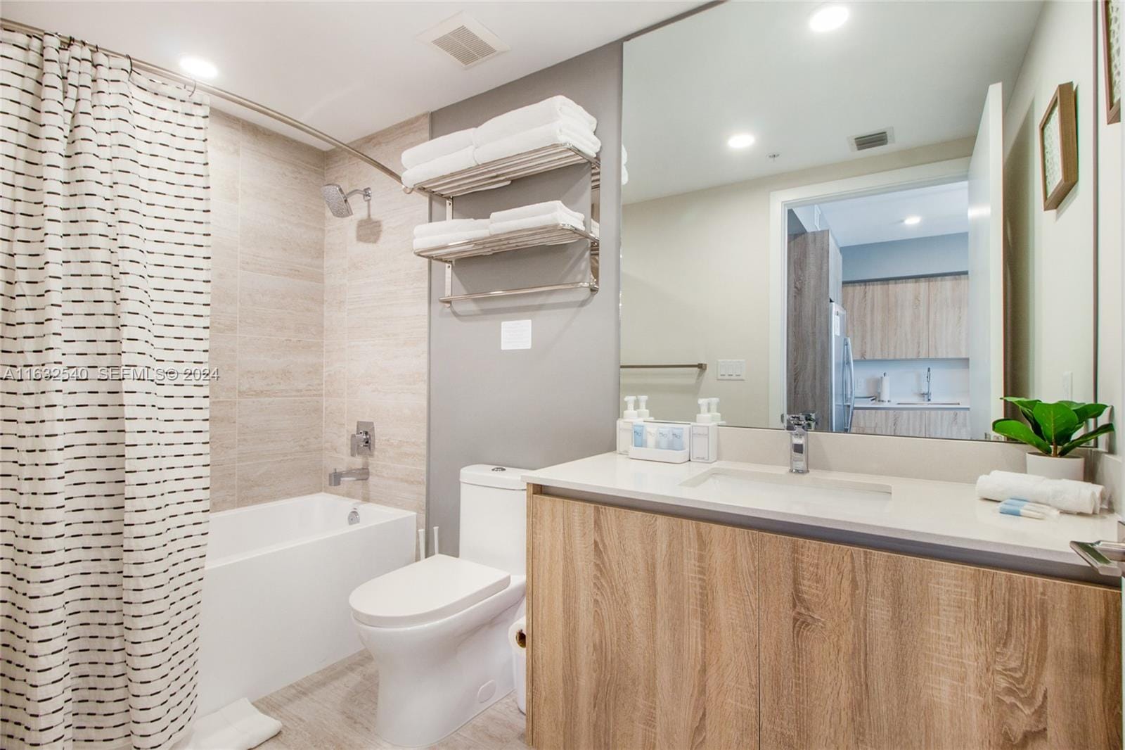 3900 Biscayne Boulevard N-917 — photo 3