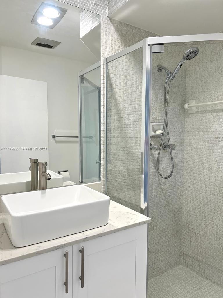 5051 W Oakland Park Boulevard 204, Lauderdale Lakes, FL 33313 photo 23