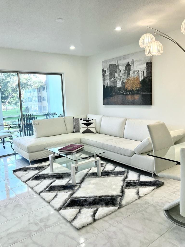 5051 W Oakland Park Boulevard 204 — photo 8