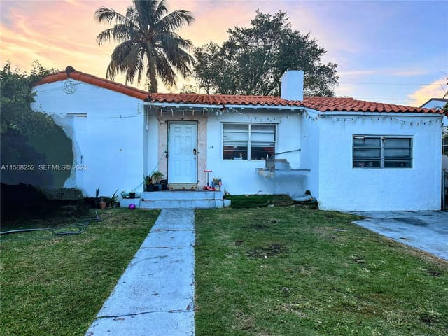 810 NW 17th Court, sold in Lawrence Park Amd, Miami, FL