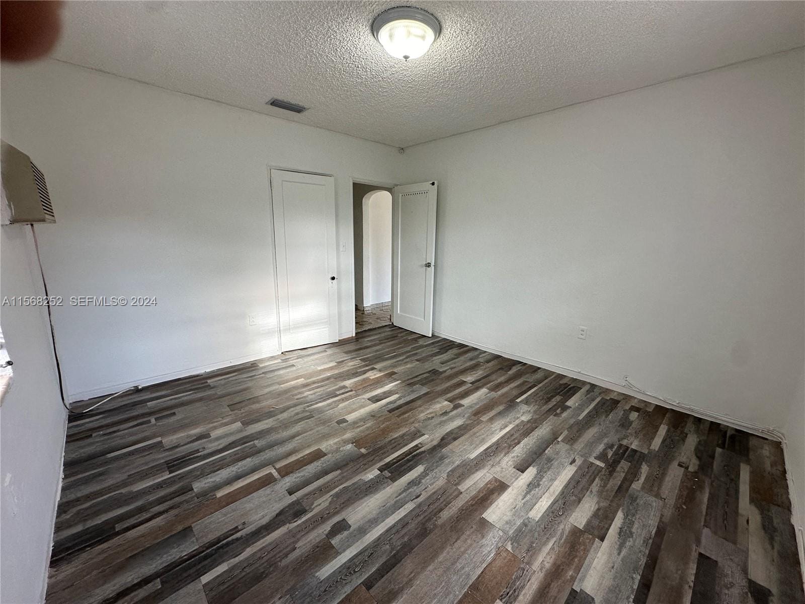 810 NW 17th Court, Miami, FL 33125 photo 14