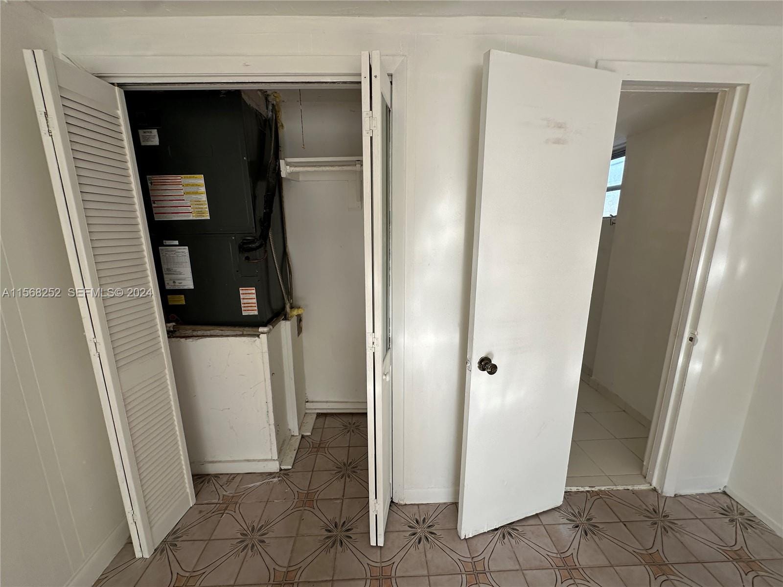 810 NW 17th Court, Miami, FL 33125 photo 15