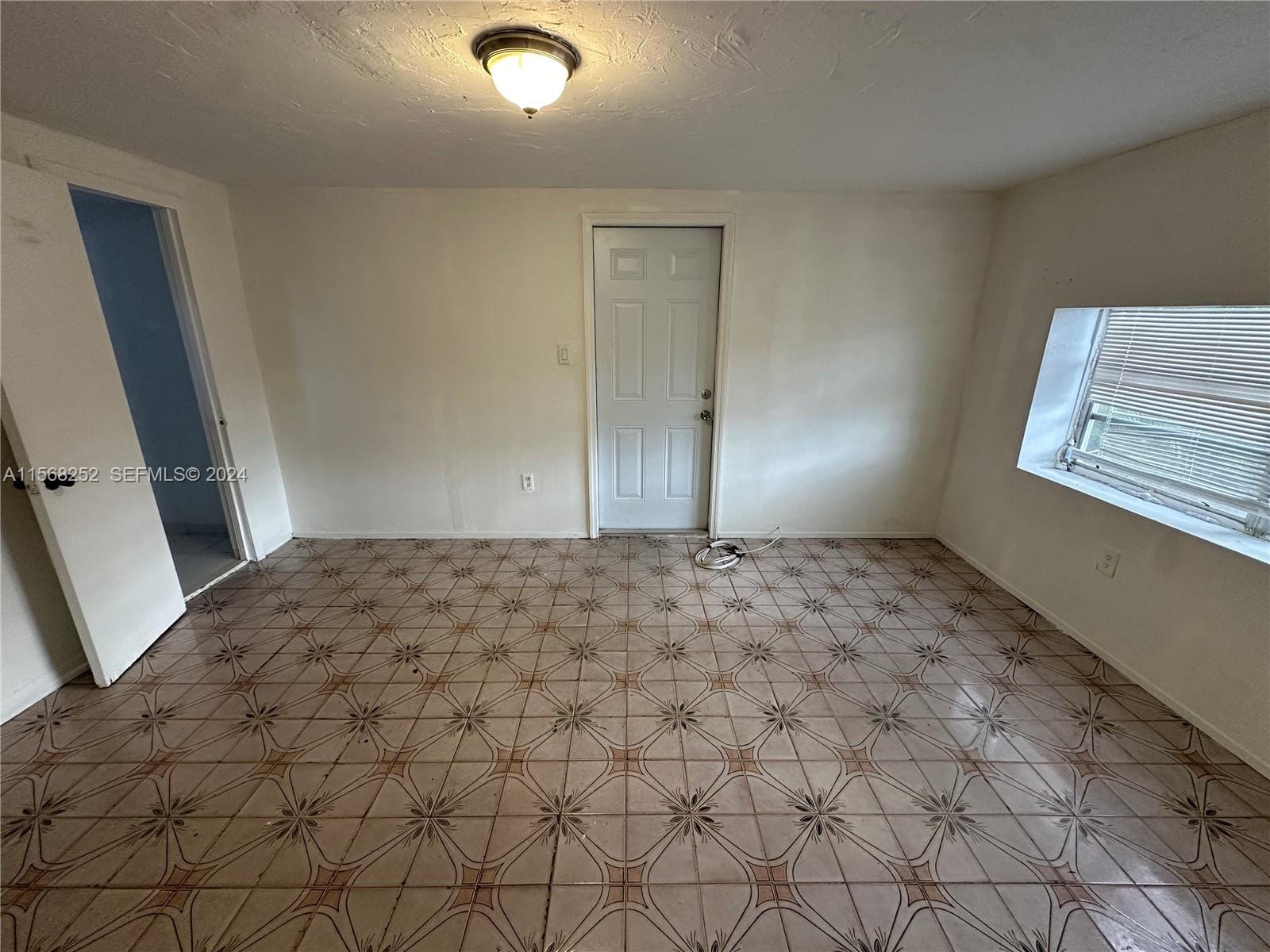 810 NW 17th Court, Miami, FL 33125 photo 21