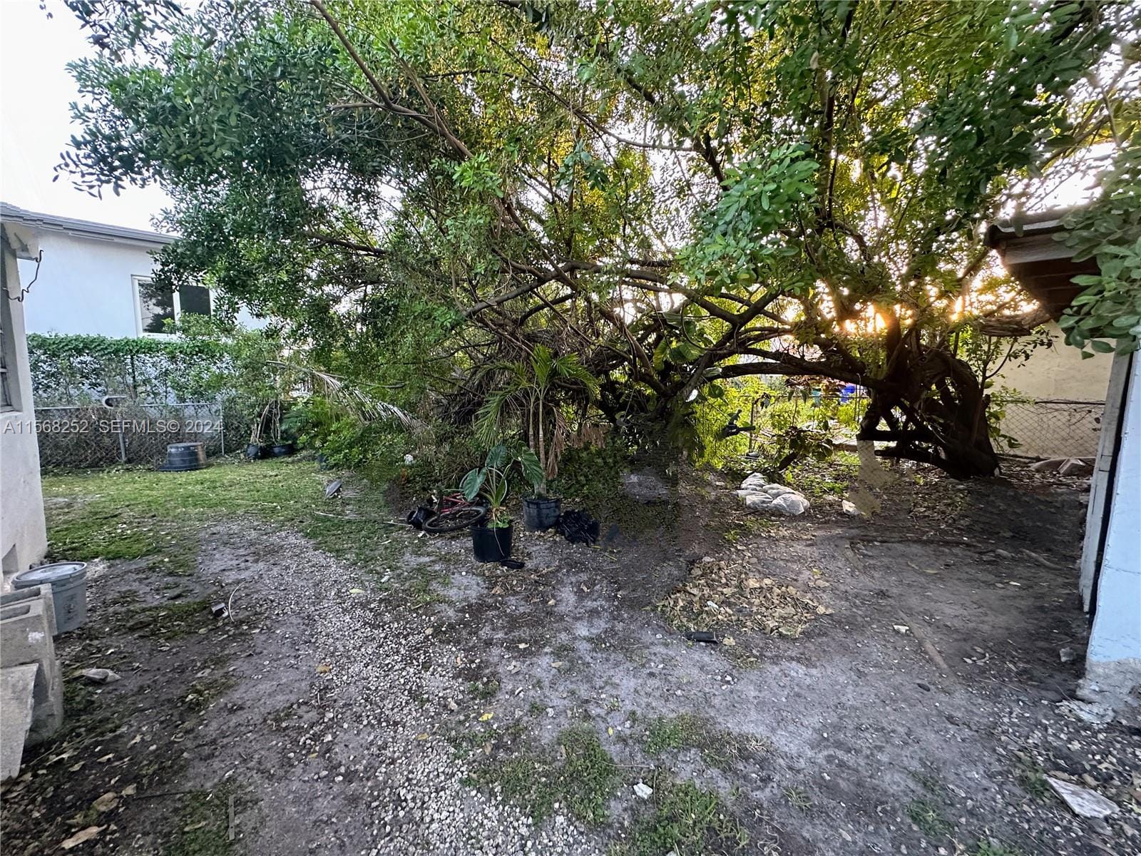 810 NW 17th Court, Miami, FL 33125 photo 28