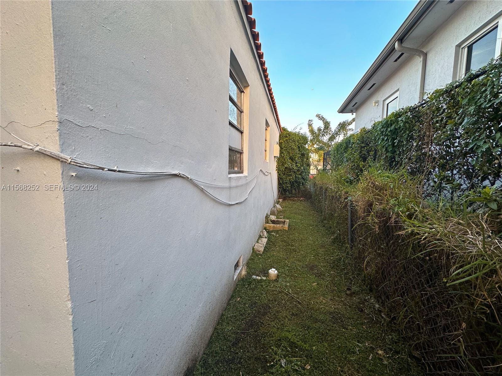 810 NW 17th Court, Miami, FL 33125 photo 6