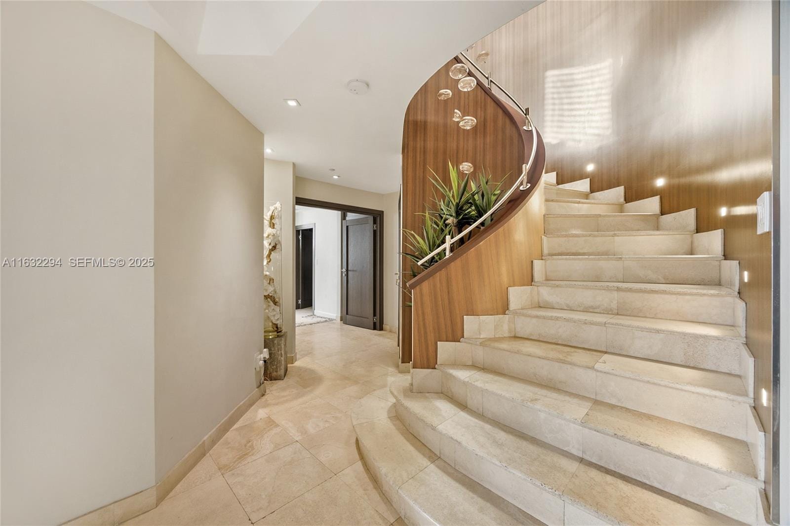 7000 Island Boulevard PH-08, Aventura, FL 33160 photo 13