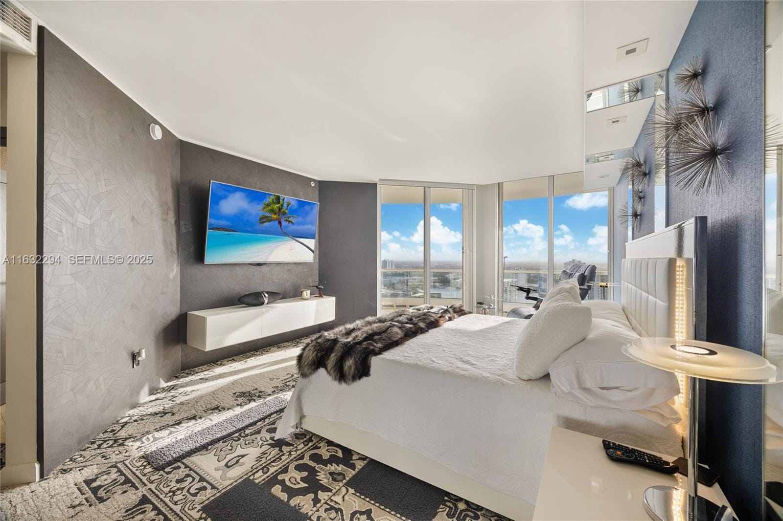 7000 Island Boulevard PH-08, Aventura, FL 33160 photo 14