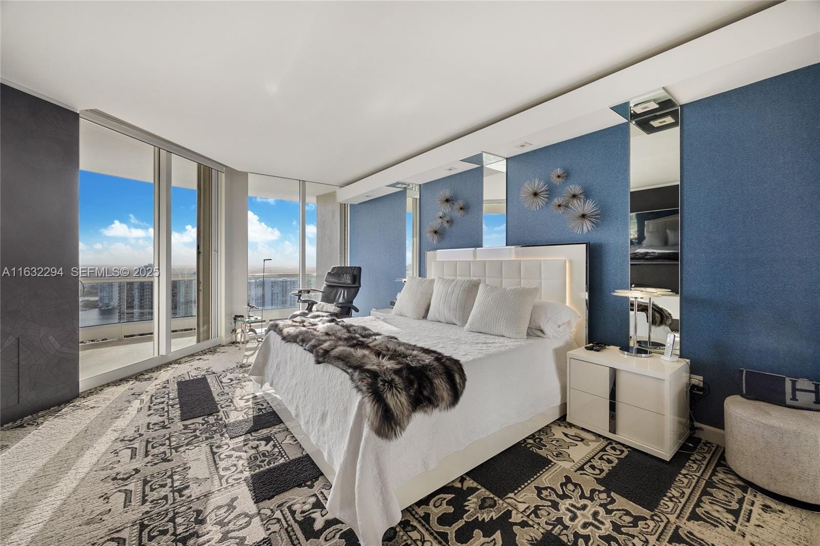 7000 Island Boulevard PH-08, Aventura, FL 33160 photo 15