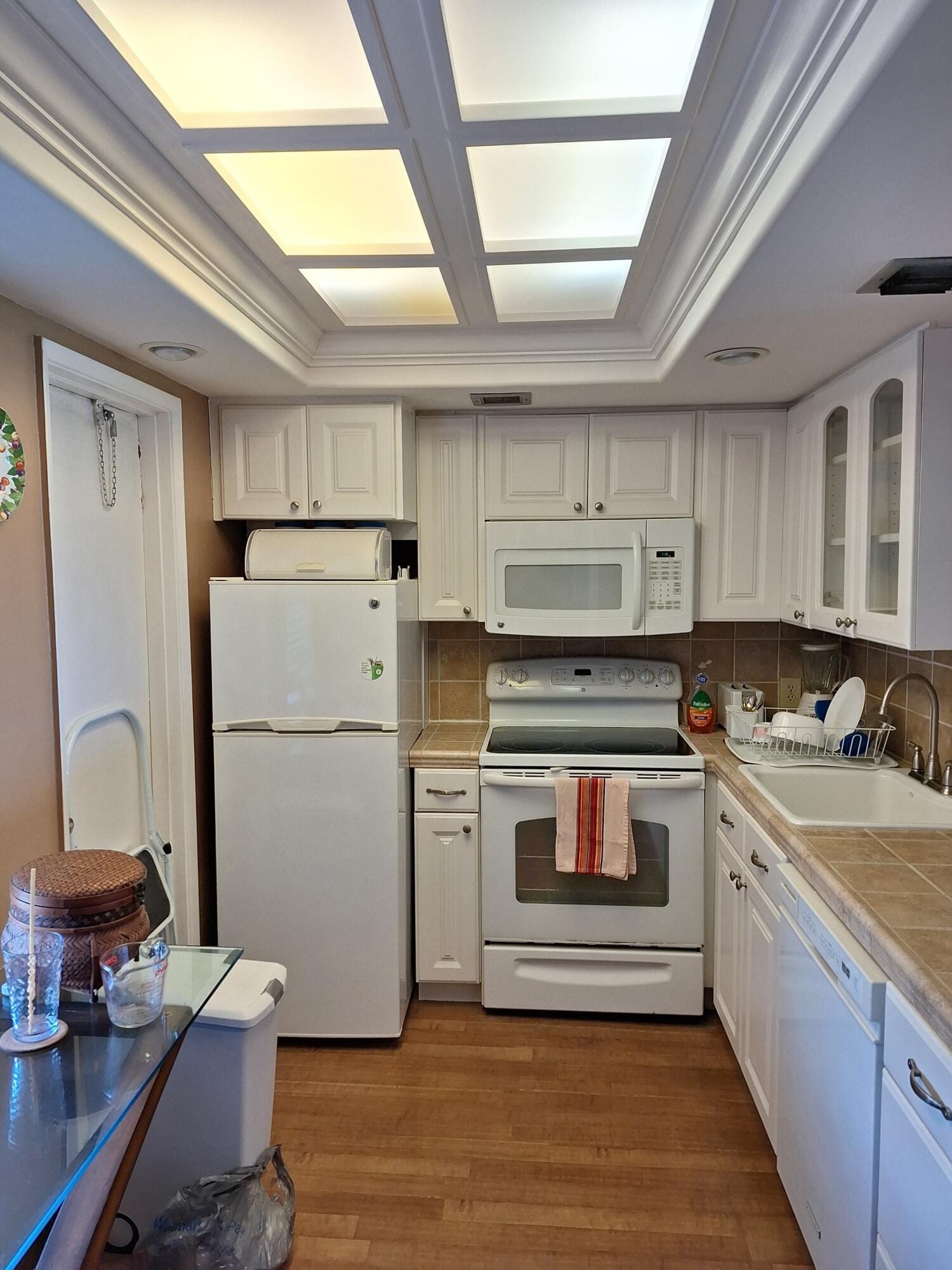 3050 N Palm Aire Drive 802 — photo 3