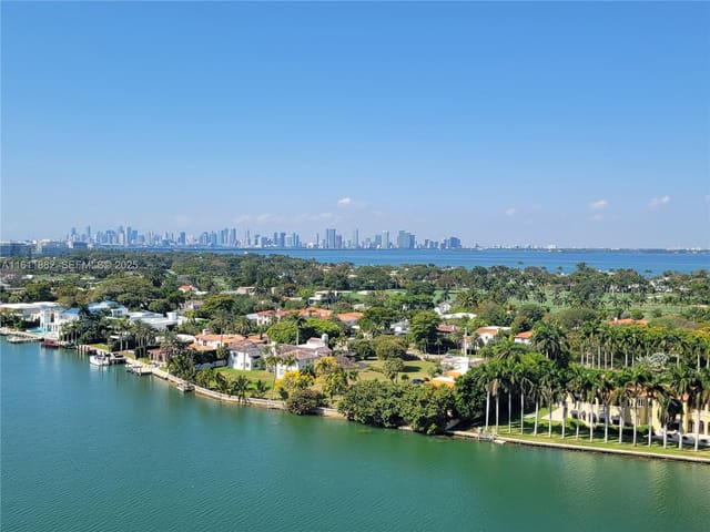 5600 Collins Avenue 16F, Miami Beach, FL 33140