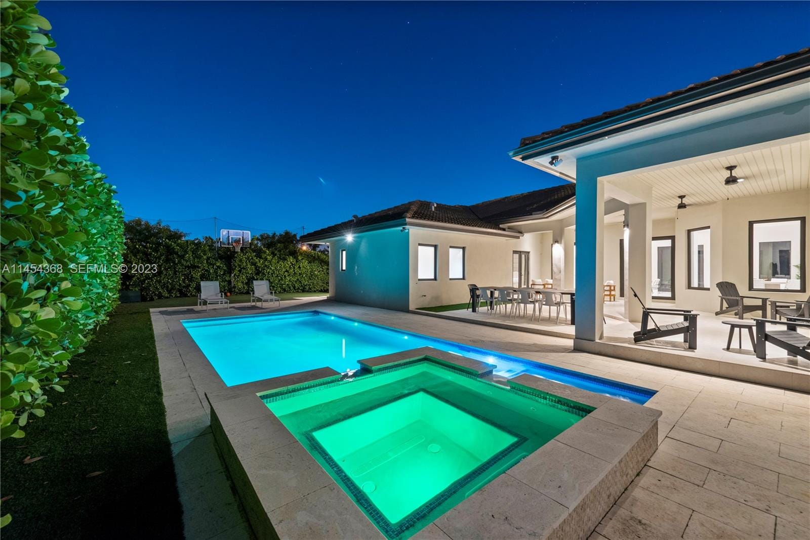 525 SW 87th Avenue, Miami, FL 33174