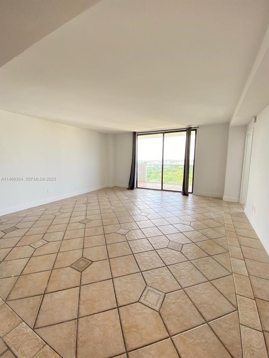 13499 Biscayne Boulevard 1505, North Miami, FL 33181 photo 16