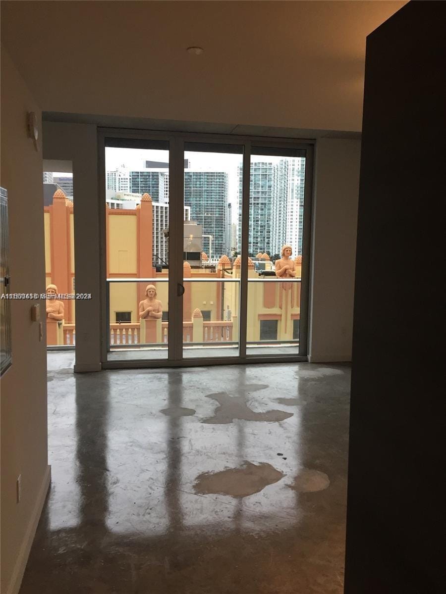 151 SE 1st Street 1505, Miami, FL 33131 photo 12