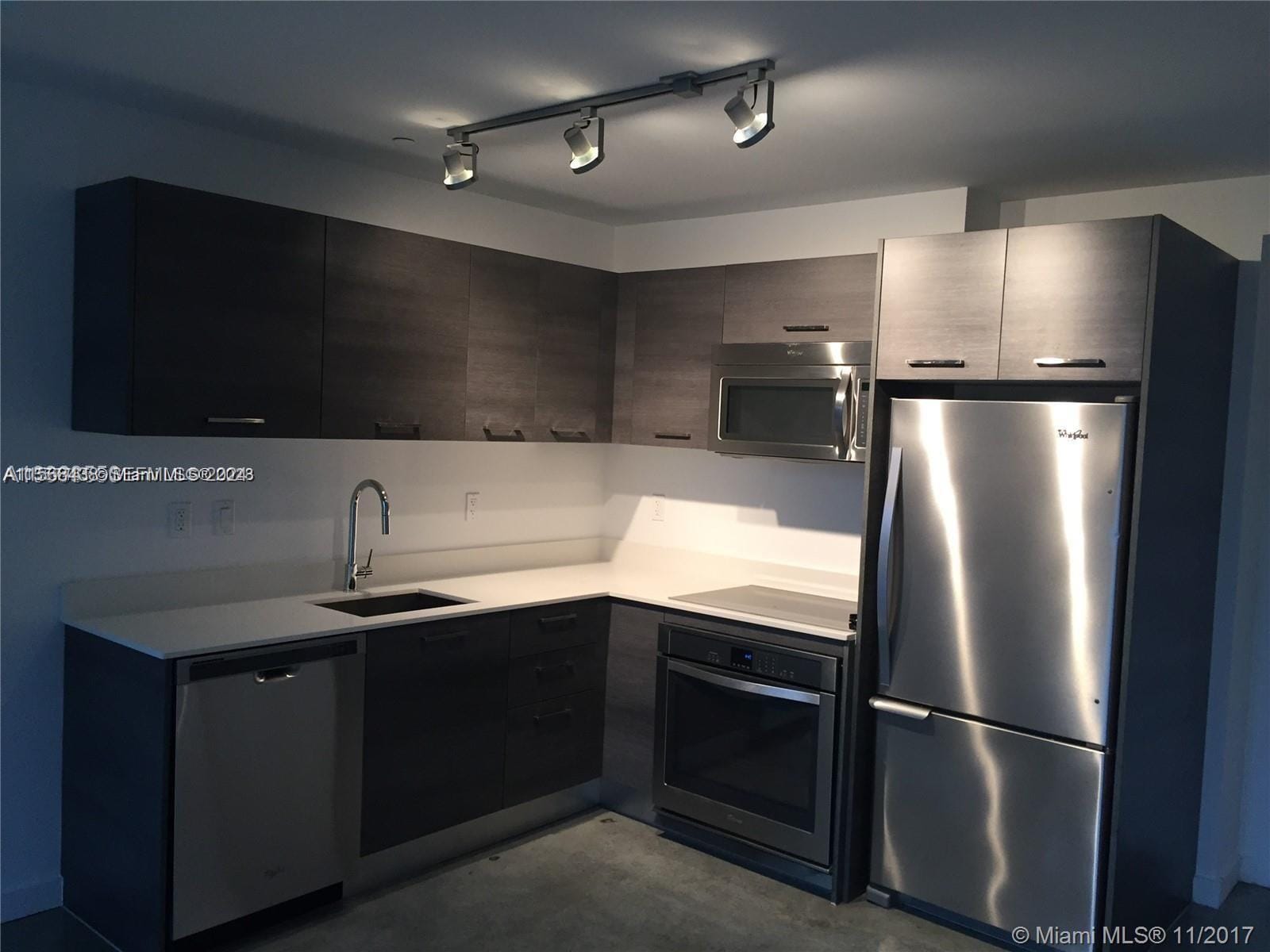 151 SE 1st Street 1505, Miami, FL 33131 photo 5