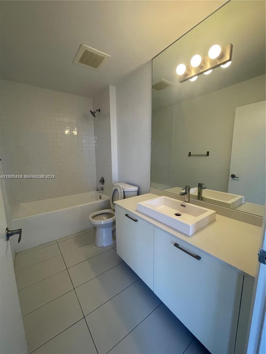 151 SE 1st Street 1505, Miami, FL 33131 photo 10