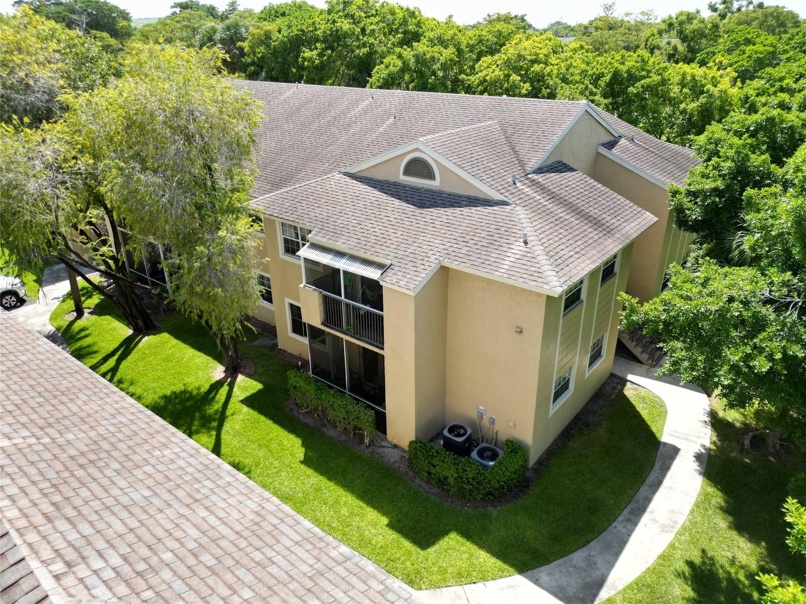 661 Cypress Lake Boulevard K20, Deerfield Beach, FL 33064